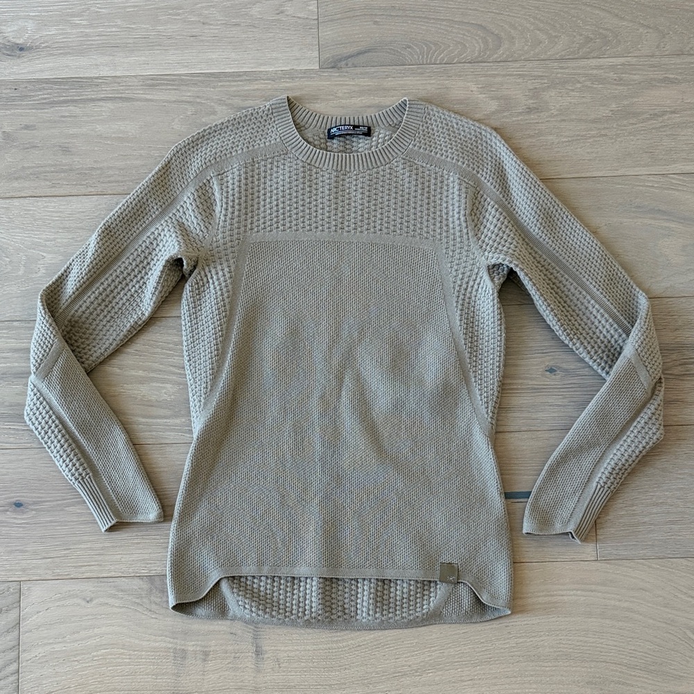 Women’s knit base layer XS